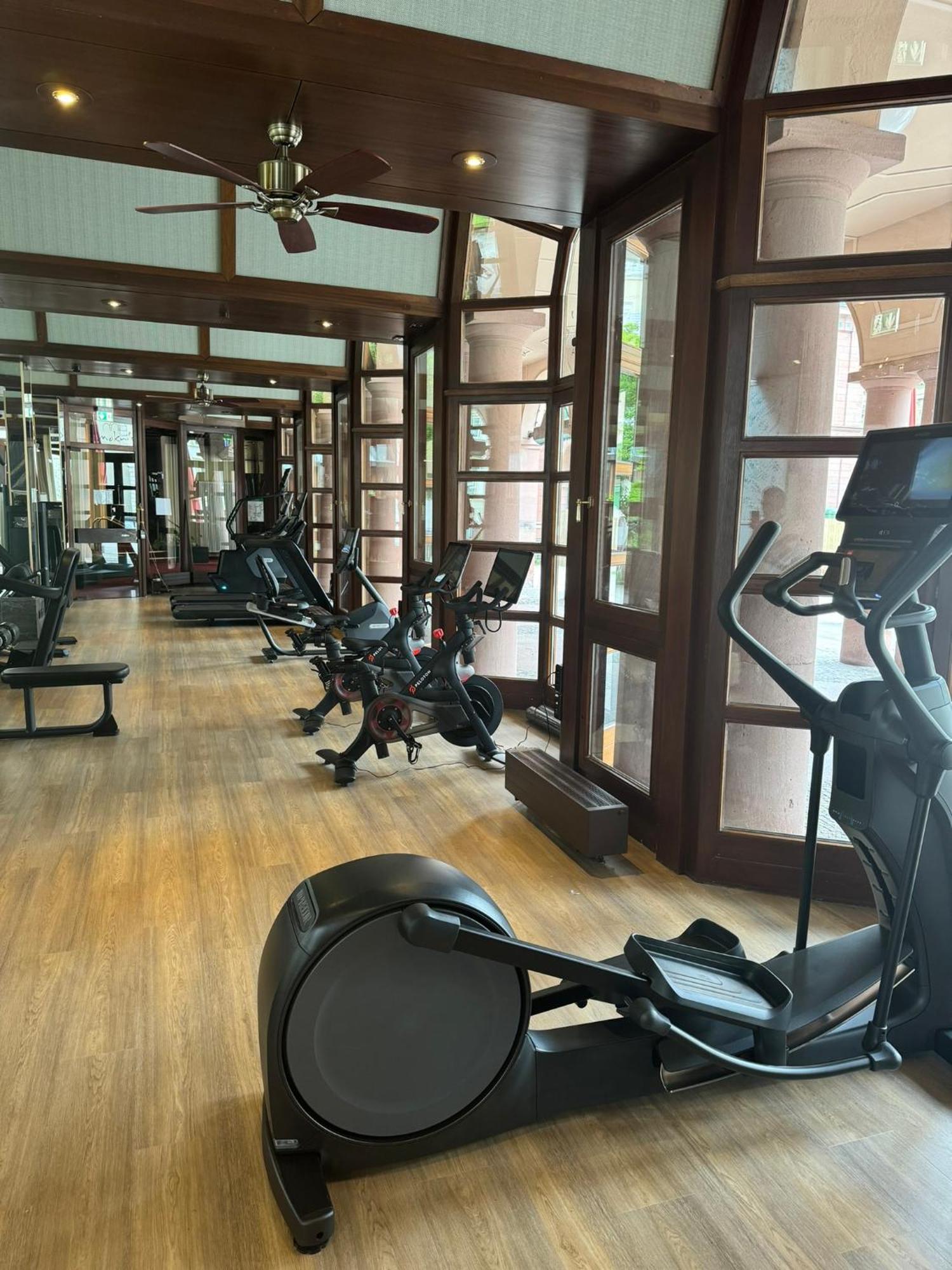 Mokni'S Palais Hotel & Spa Bad Wildbad Esterno foto