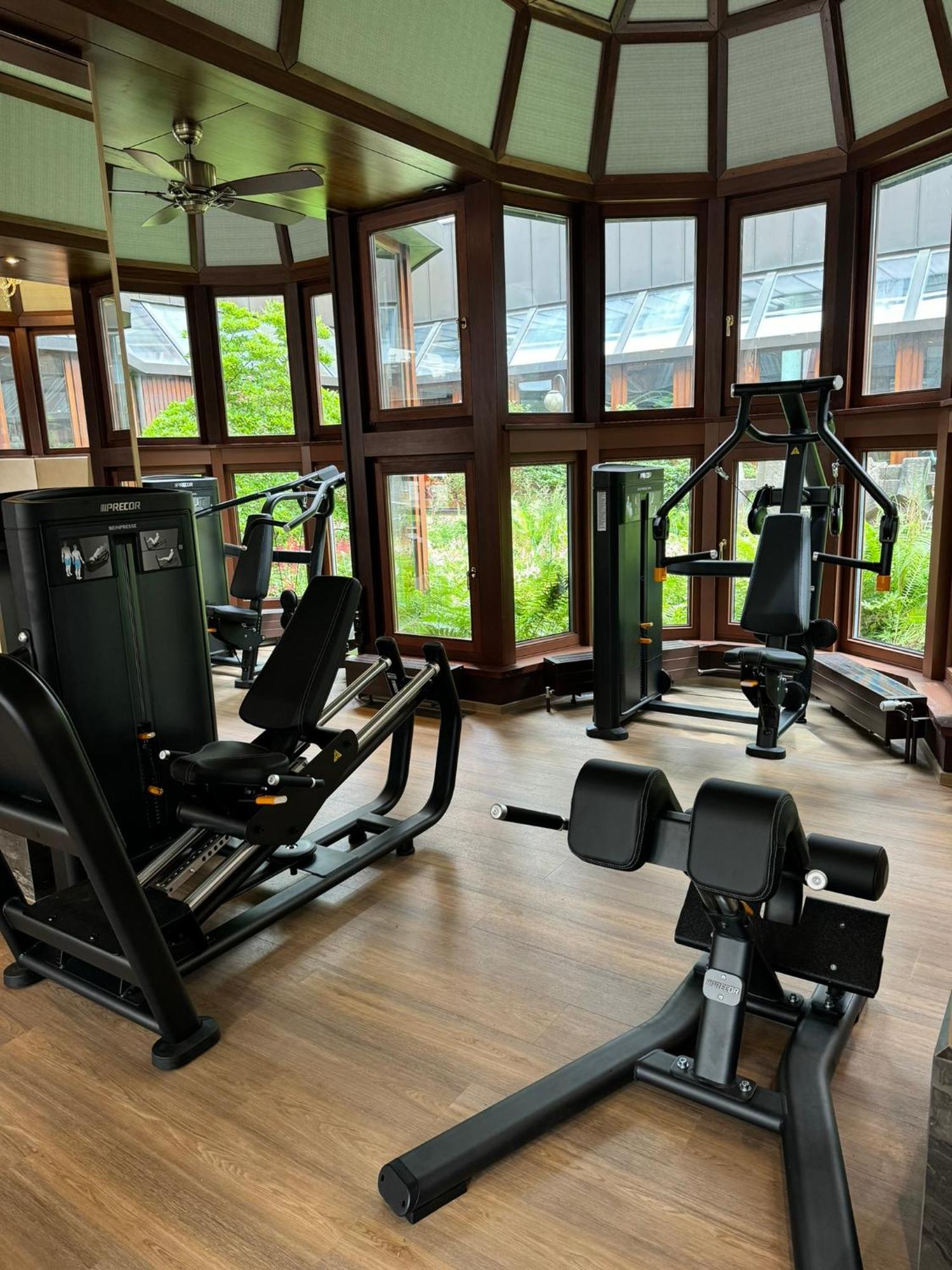 Mokni'S Palais Hotel & Spa Bad Wildbad Esterno foto